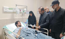 از مجروحان تجاوز وحشیانه رژیم صهیونیستی و دیدار با خانواده شهید «سجاد ادیبی»