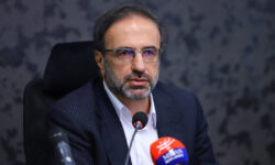 حمایت از سپاه و ارتش وظیفه همگانی است