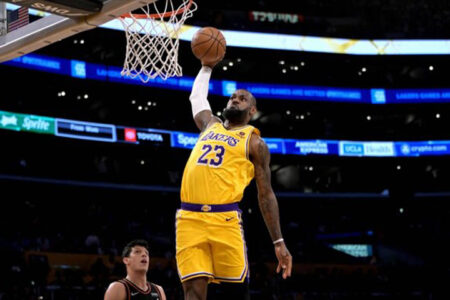 حسادت لبران جیمز به مایکل جردن