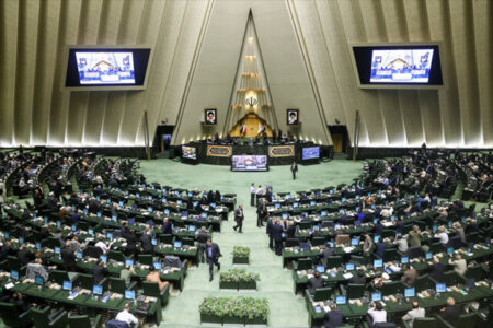 ادامه بررسی لایحه حمایت از ایرانیان خارج از کشور در دستور هفته جاری مجلس