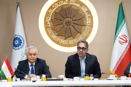 البرز آماده ارتقای سطح مبادلات اقتصادی تاجیکستان است