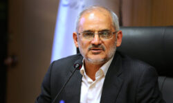 نماز عصاره تحقق آیات الهی است